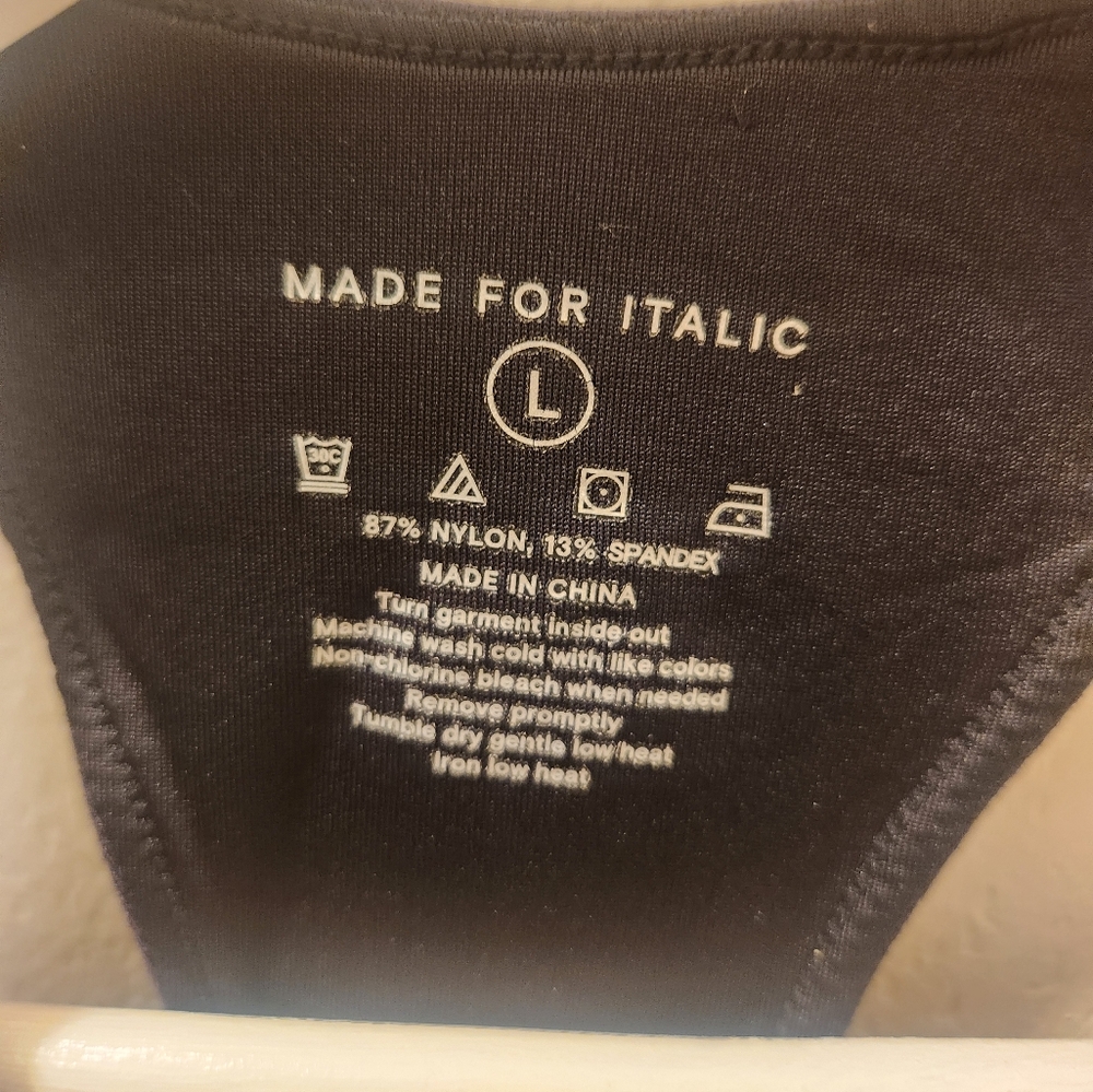 Italic | High-Coverage Racerback Sports Bra - Picture 10 of 10
